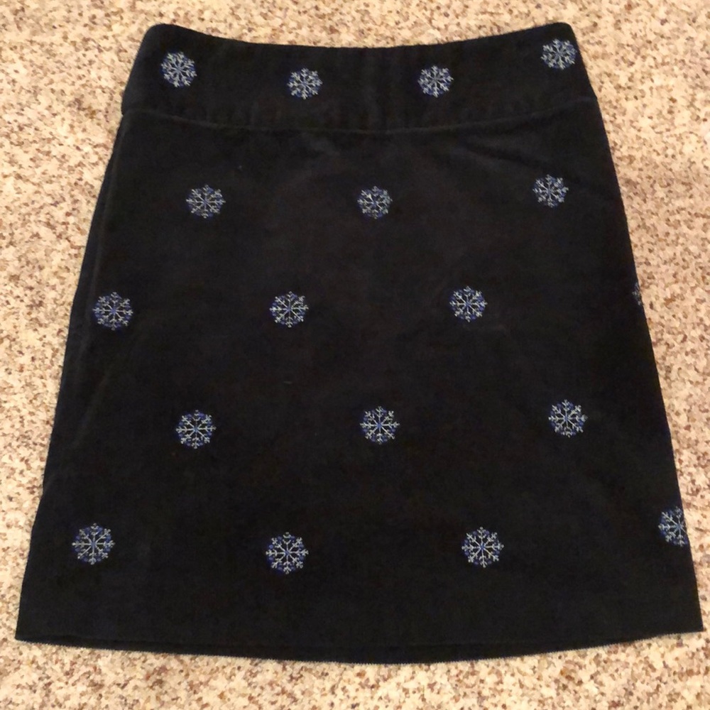 COPY - EUC size 4 snowflake skirt